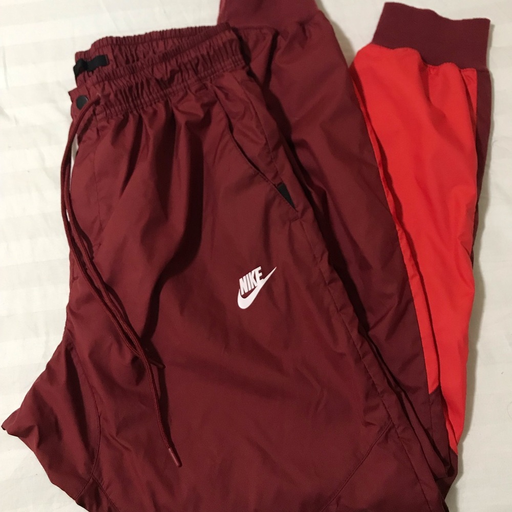 Nike jogger sweatpants